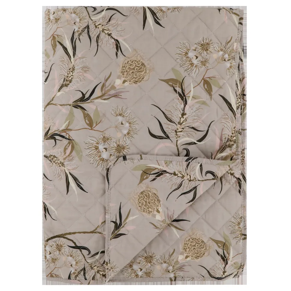 Chic Antique Aix Quilt mit Blumenmuster 2