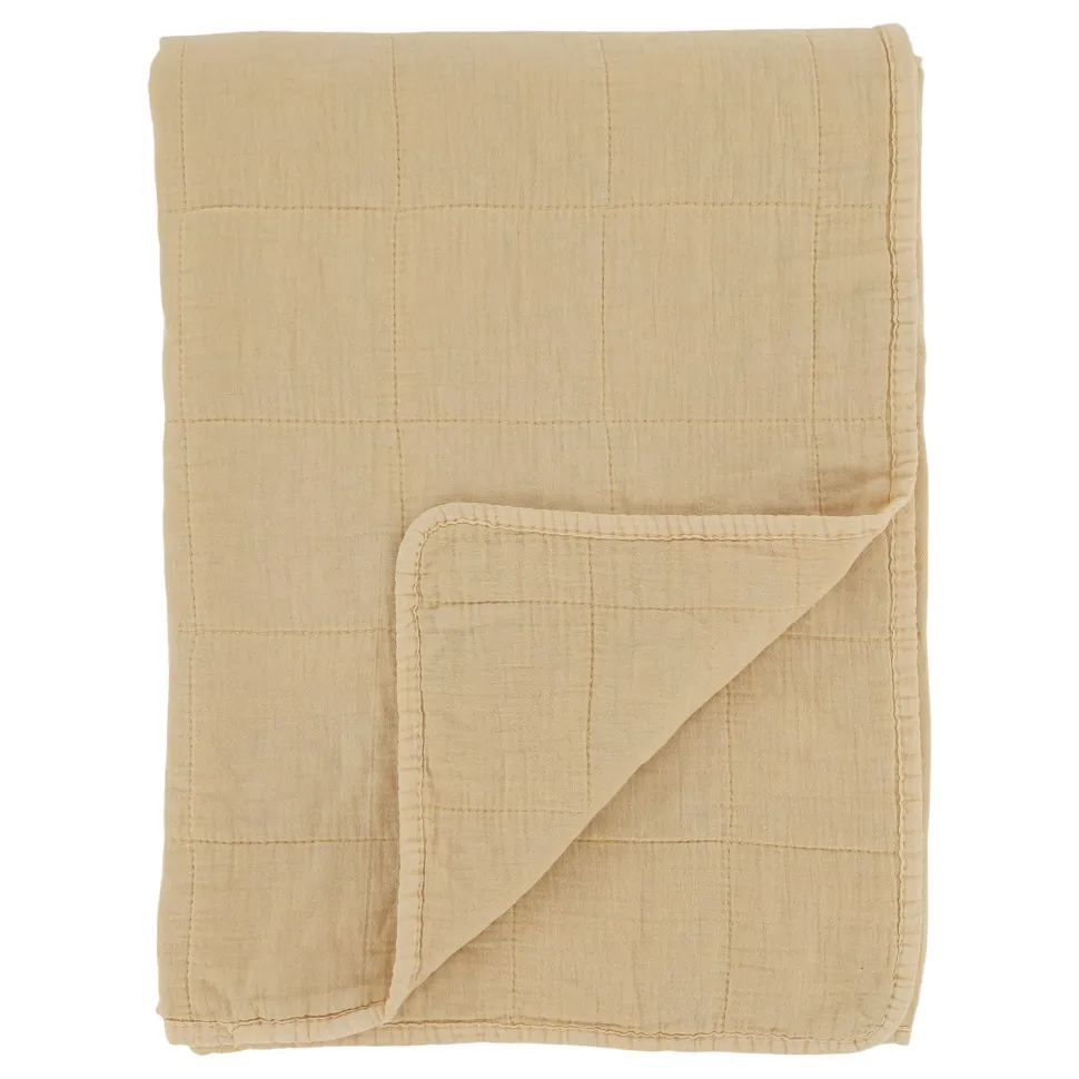 Chic Antique Aix Vintage Quilt