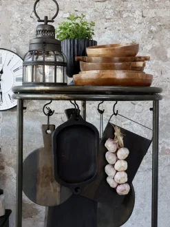 Chic Antique Display auf Rädern mit 3 Regalen und 3 Holzkisten