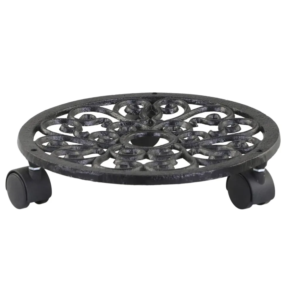 Chic Antique Pflanzenhalter auf Rädern