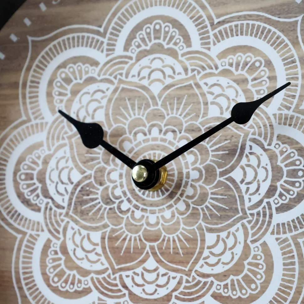 Chic Antique Wanduhr mit floralem Muster