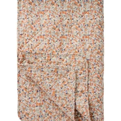 IB Laursen Quilt mit verschiedenen Blumen-Mustern